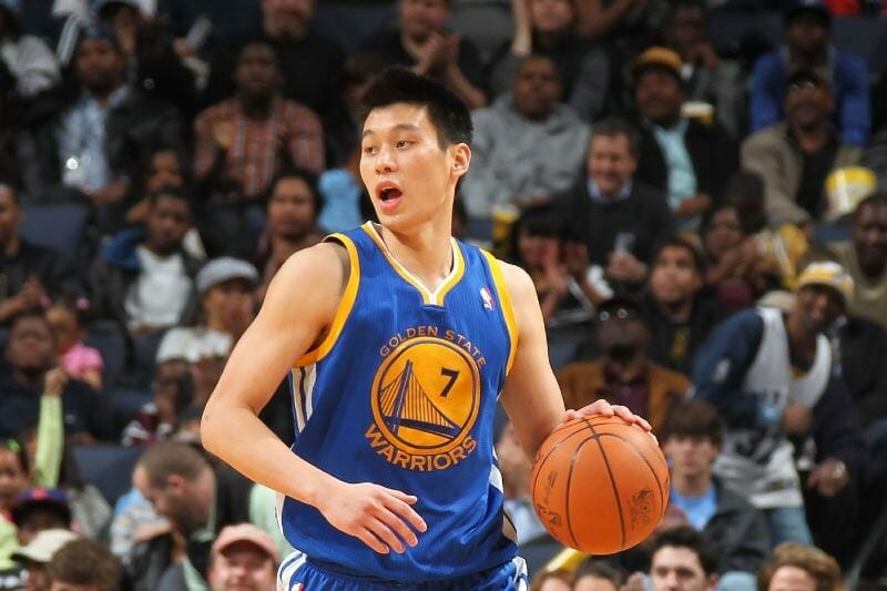 Jeremy Shu-How Lin playing basketball