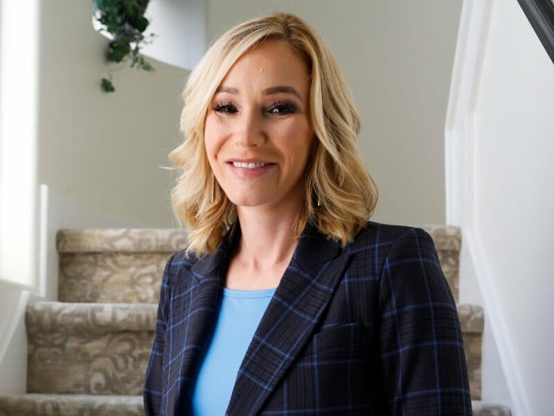 Paula White in her perfect look in suit