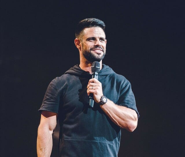 Steven Furtick speaking in an event